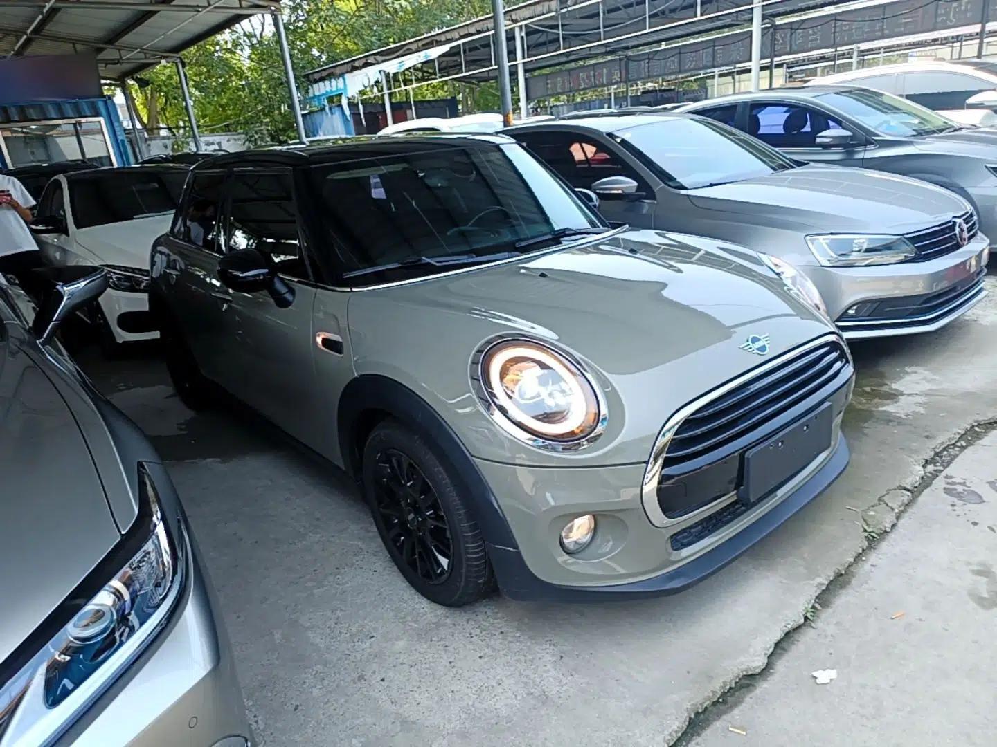 MINI 2018 1.5T COOPER Classic Edition Five-Door Version — миниатюра 3