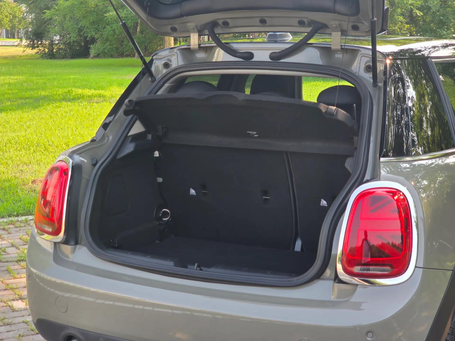 MINI 2018 1.5T COOPER Classic Edition Five-Door Version — миниатюра 31