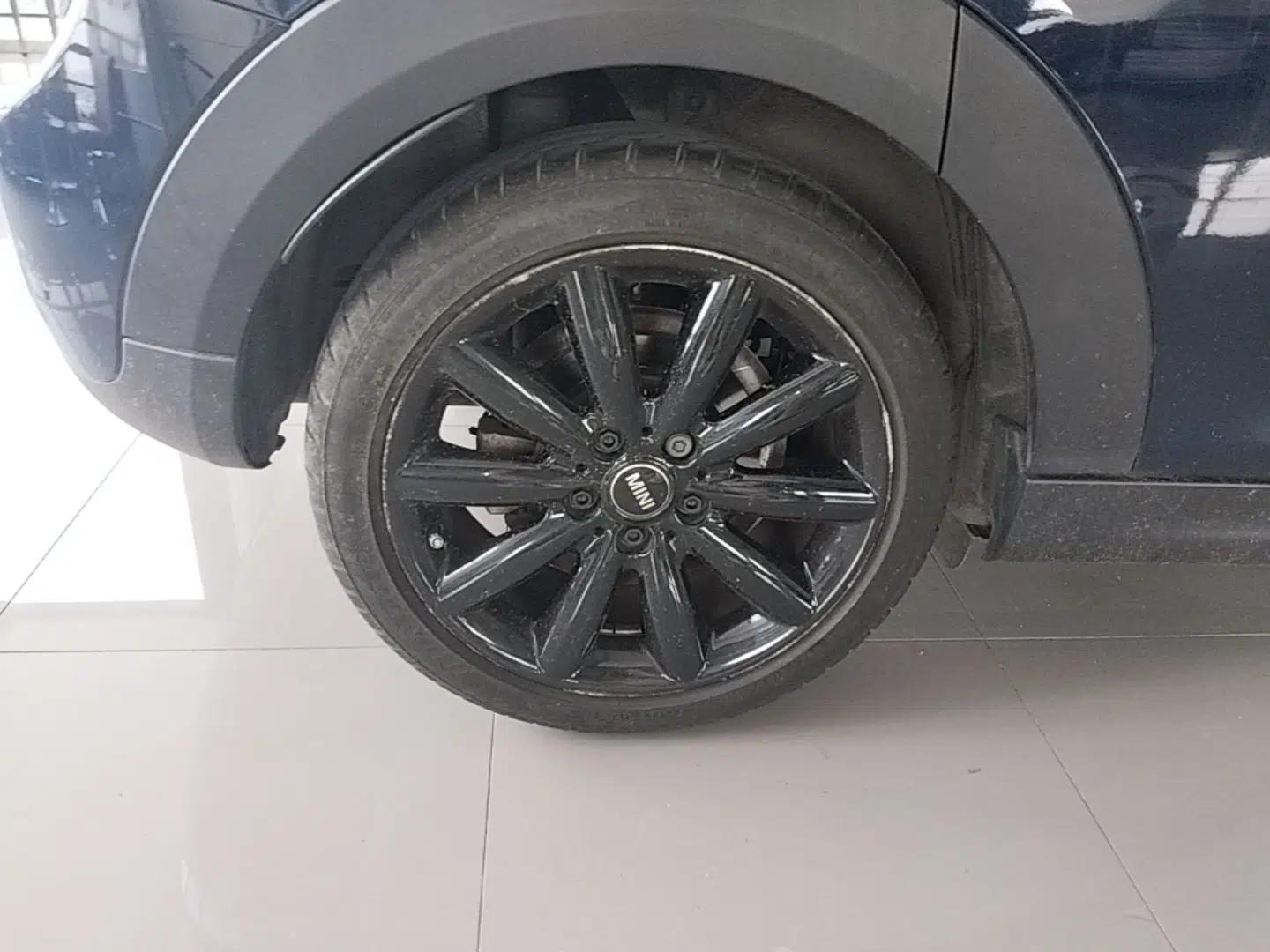 MINI 2019 1.5T COOPER Artist Five-Door Edition — миниатюра 11