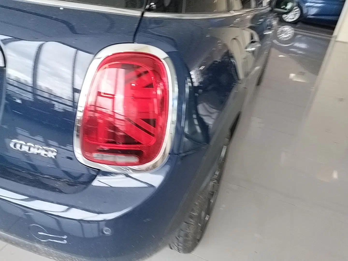 MINI 2019 1.5T COOPER Artist Five-Door Edition — миниатюра 9