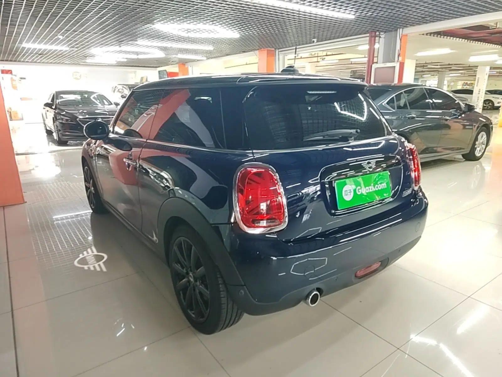 MINI 2019 1.5T COOPER Artist — миниатюра 4