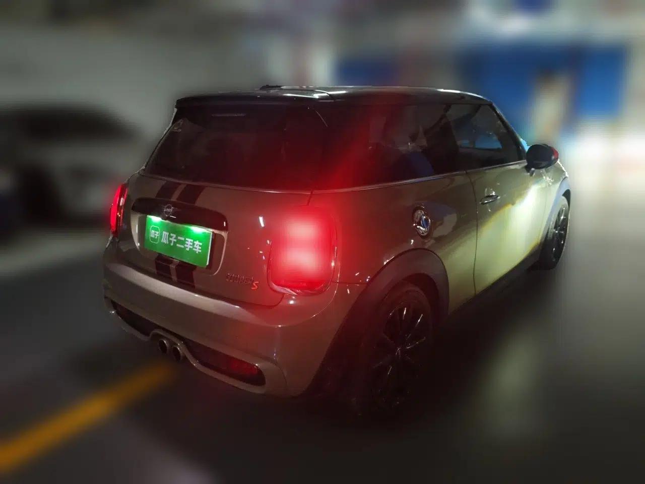 MINI 2018 2.0T COOPER S Classic Edition — миниатюра 6