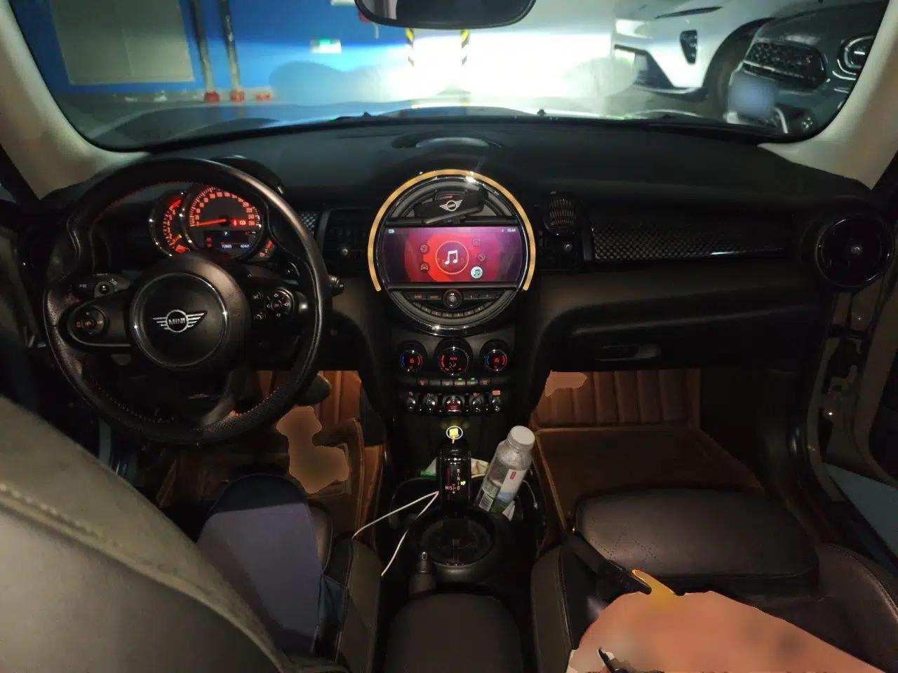 MINI 2018 2.0T COOPER S Classic Edition — миниатюра 9