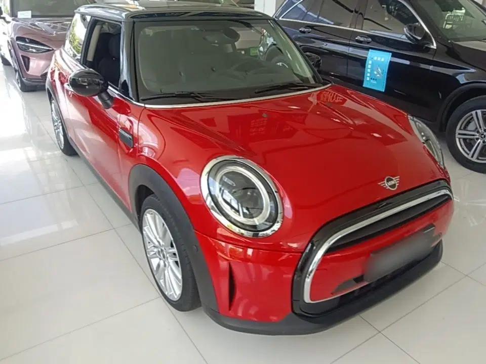MINI 2022 Updated 1.5T COOPER Classic Edition — миниатюра 3