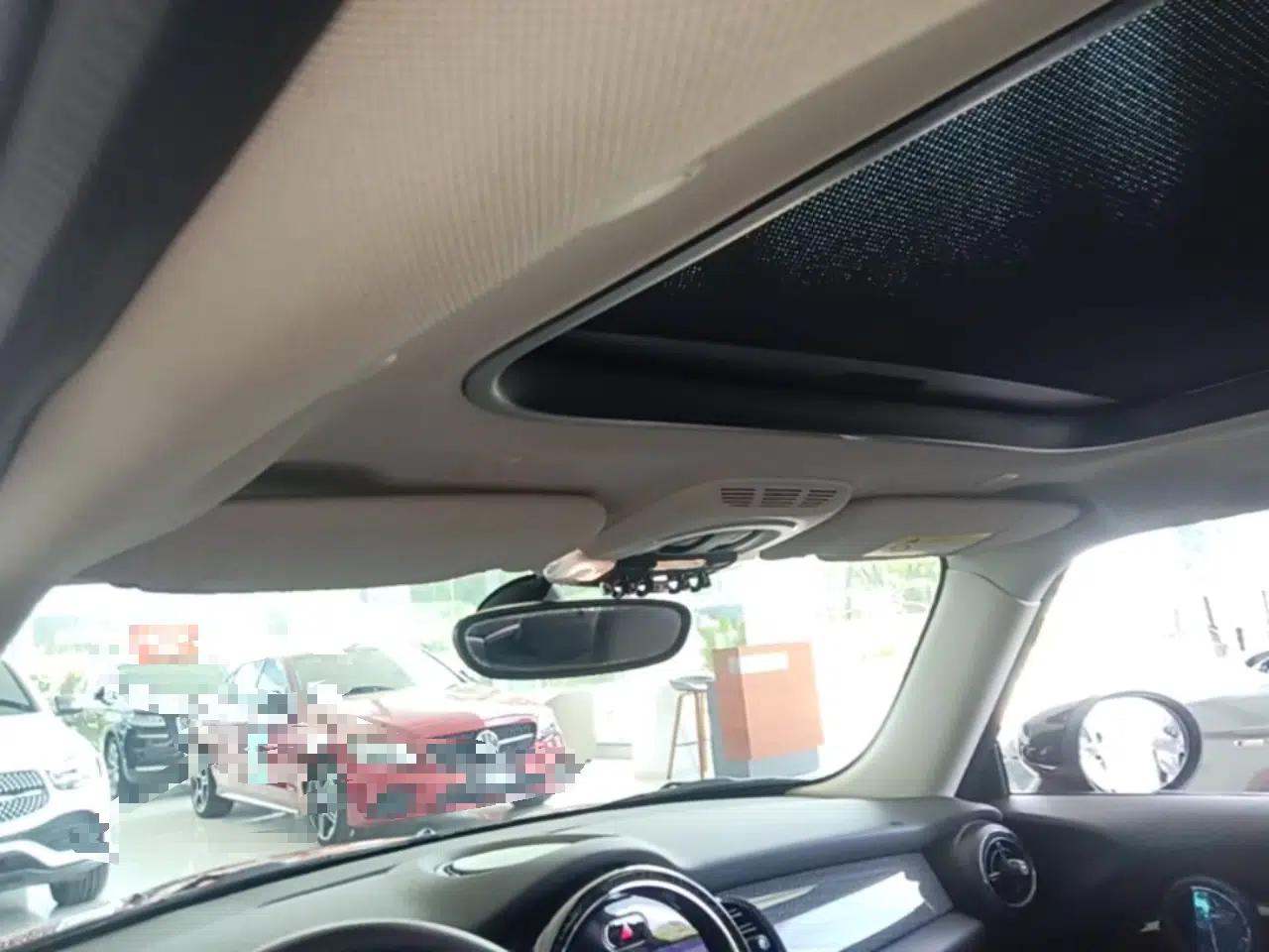 MINI 2022 Updated 1.5T COOPER Classic Edition — миниатюра 21
