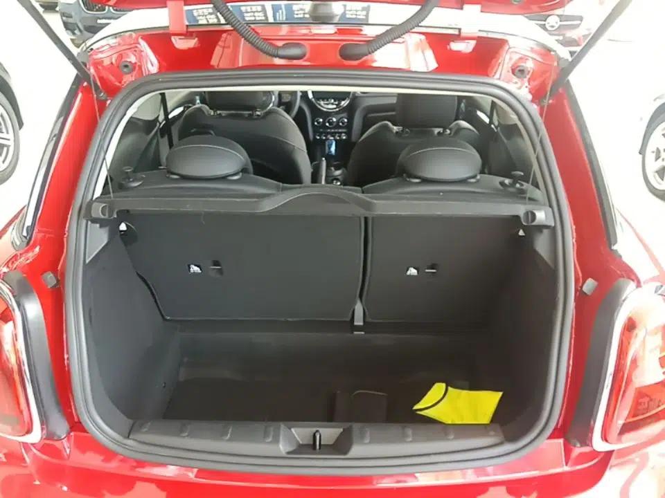 MINI 2022 Updated 1.5T COOPER Classic Edition — миниатюра 22