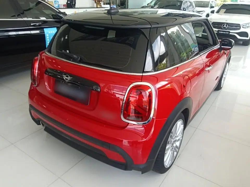 MINI 2022 Updated 1.5T COOPER Classic Edition — миниатюра 6