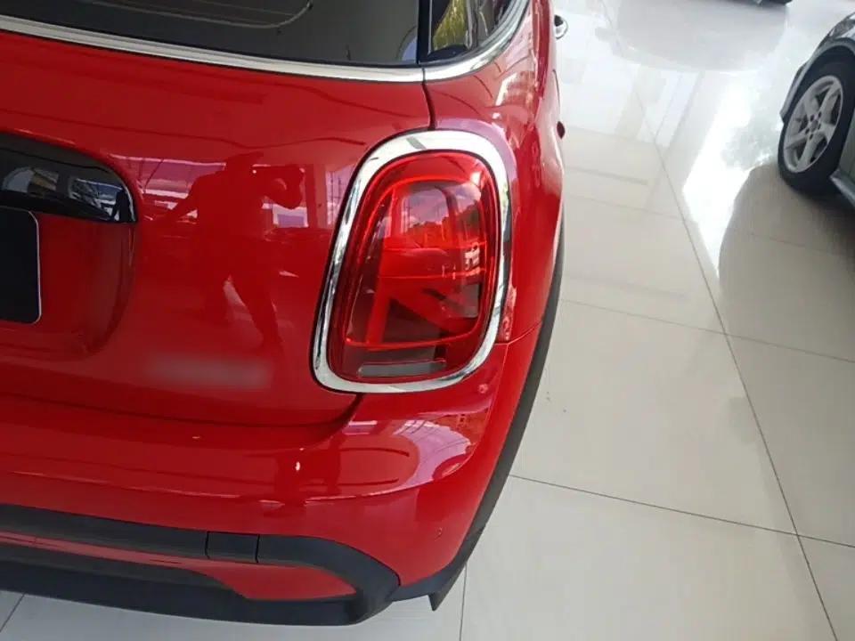 MINI 2022 Updated 1.5T COOPER Classic Edition — миниатюра 9