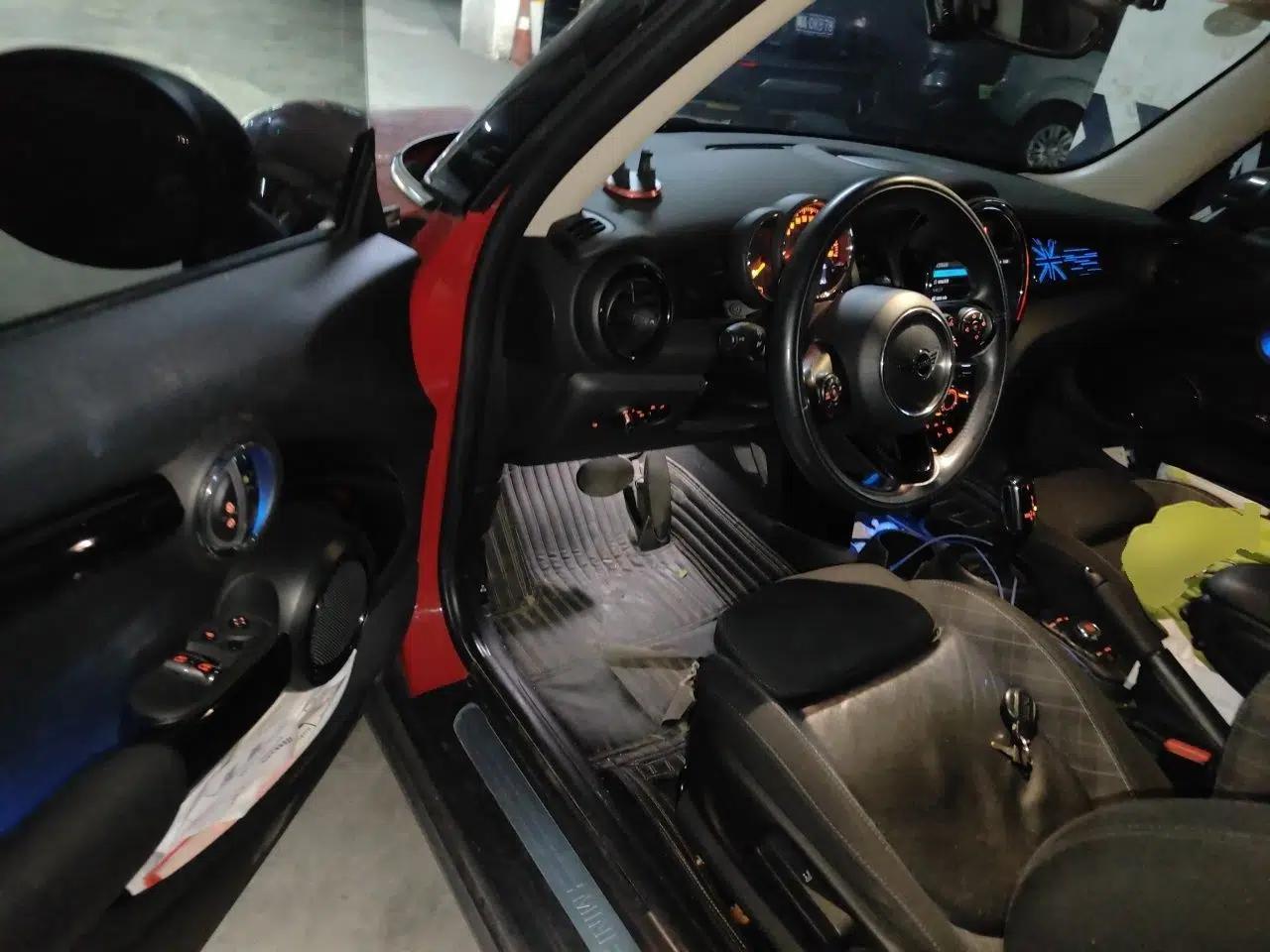 MINI 2018 1.5T COOPER Classic Edition — миниатюра 16
