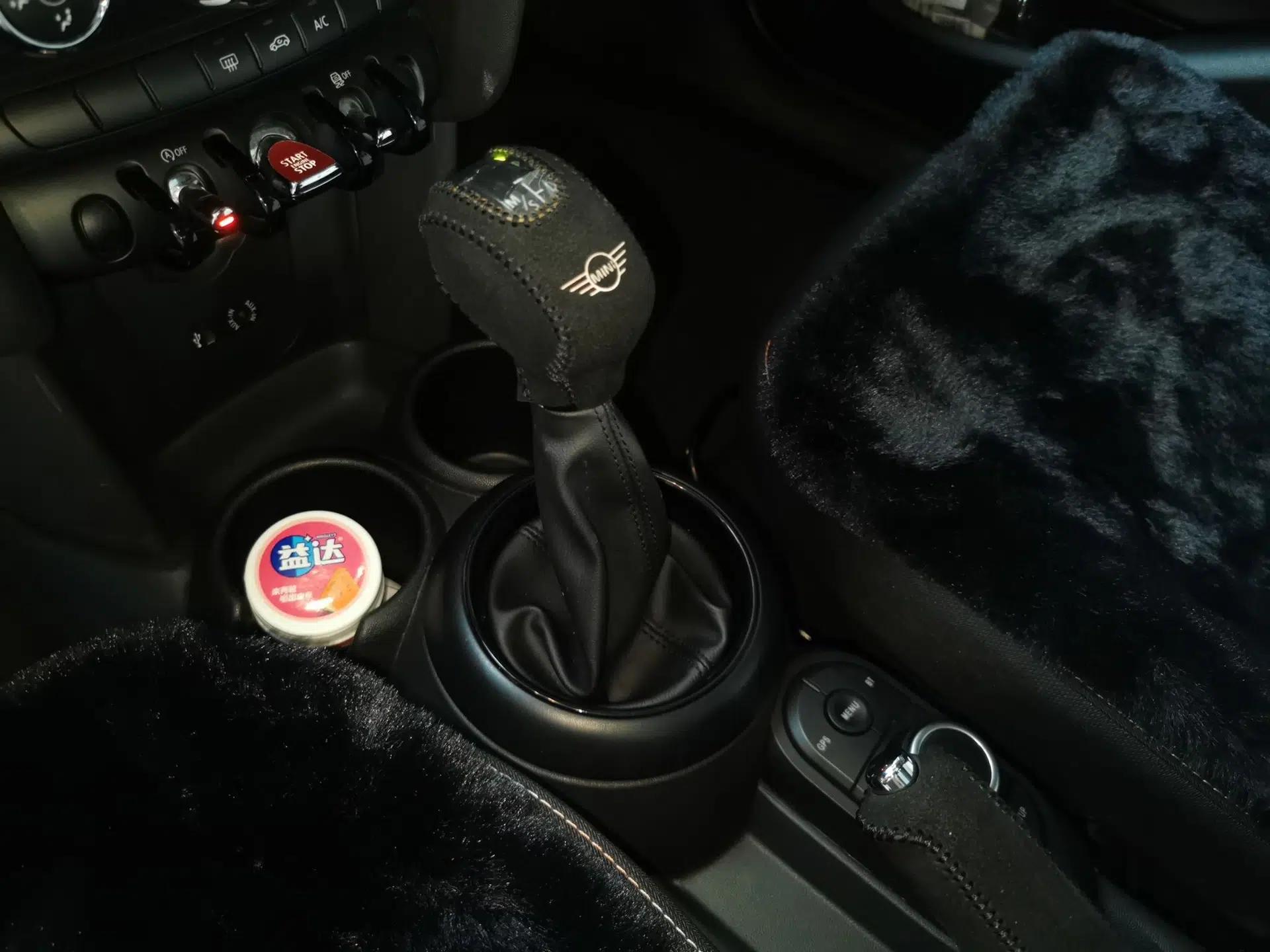 MINI 2016 1.2T ONE Five-Door Edition — миниатюра 14