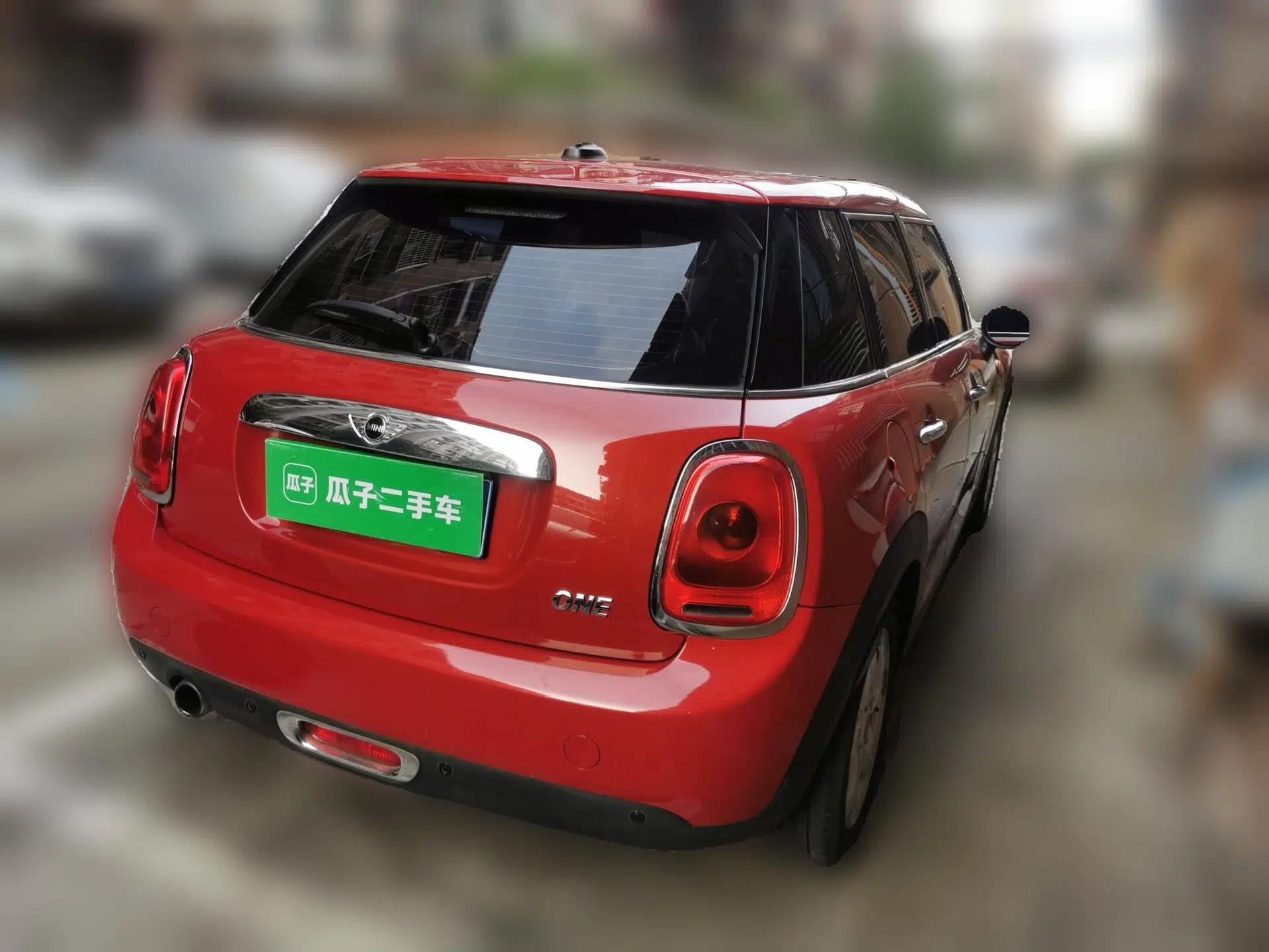 MINI 2016 1.2T ONE Five-Door Edition — миниатюра 6