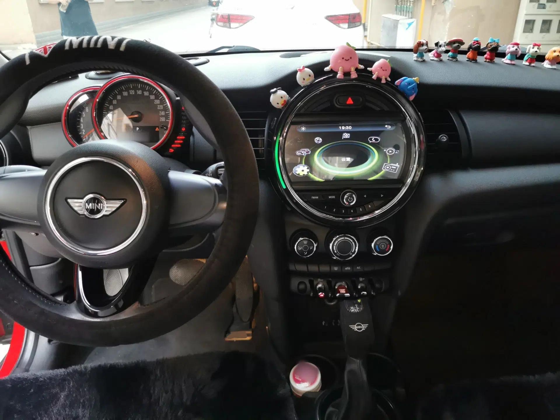 MINI 2016 1.2T ONE Five-Door Edition — миниатюра 9