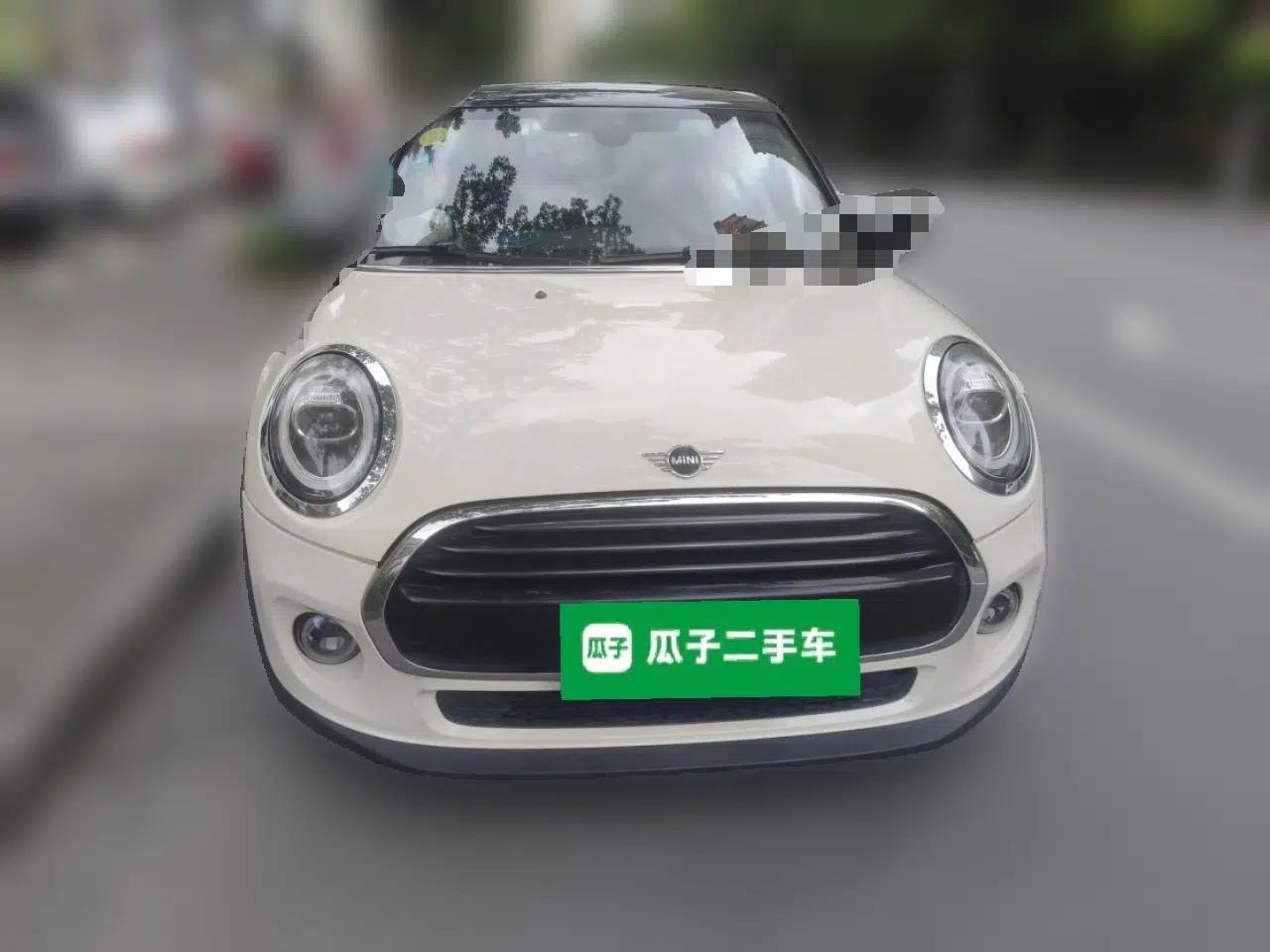 MINI 2018 1.5T COOPER Classic Edition Five-Door Version — миниатюра 2