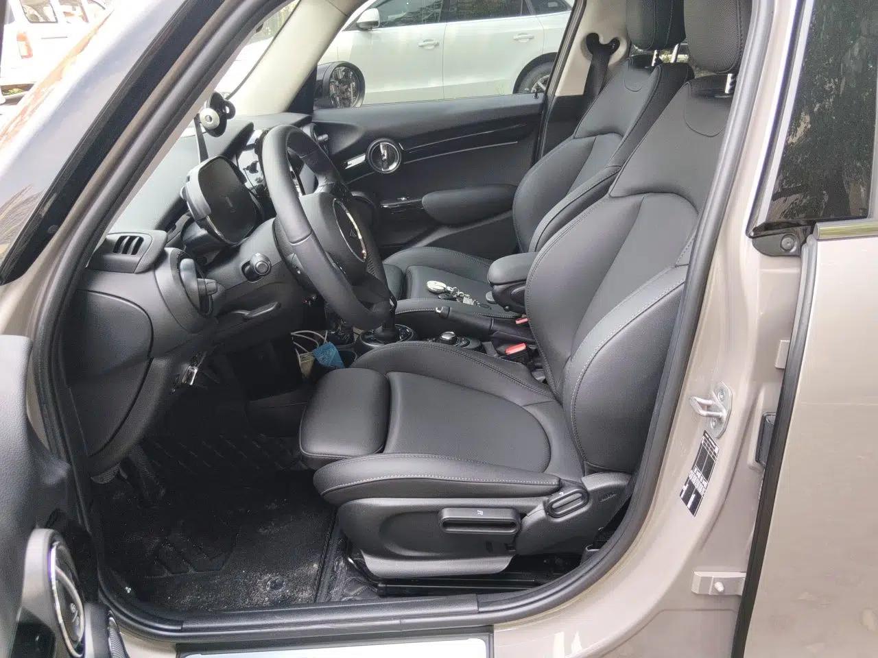 MINI 2023 1.5T COOPER Artist Five-Door Edition — миниатюра 15