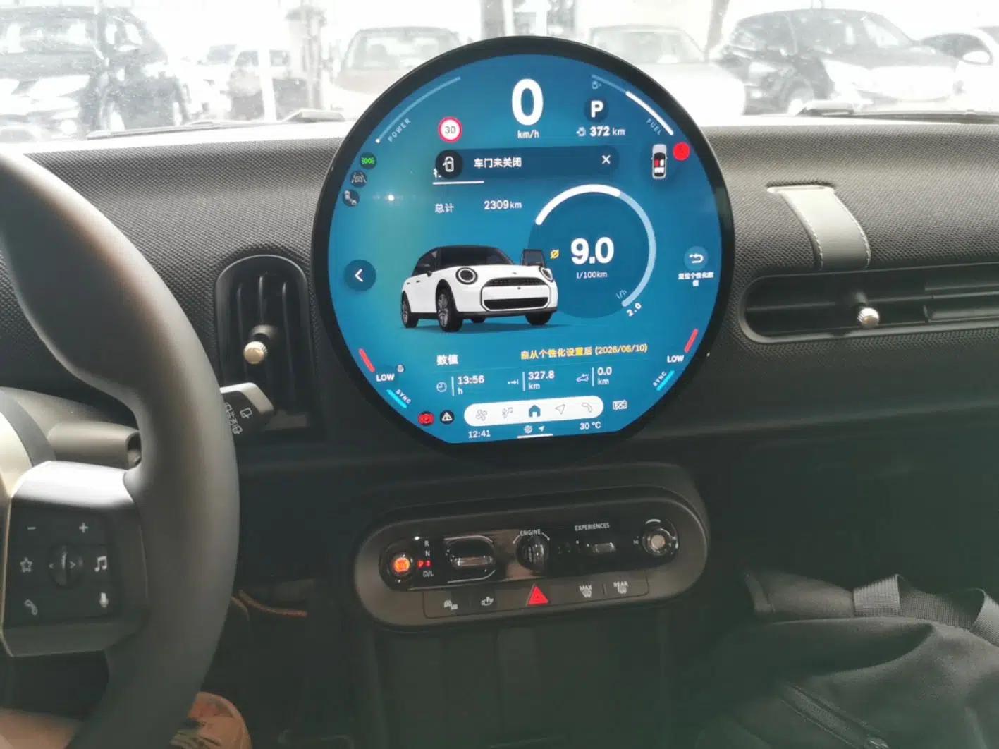 MINI 2025 1.5T COOPER Classic Edition Five-Door Version — миниатюра 15