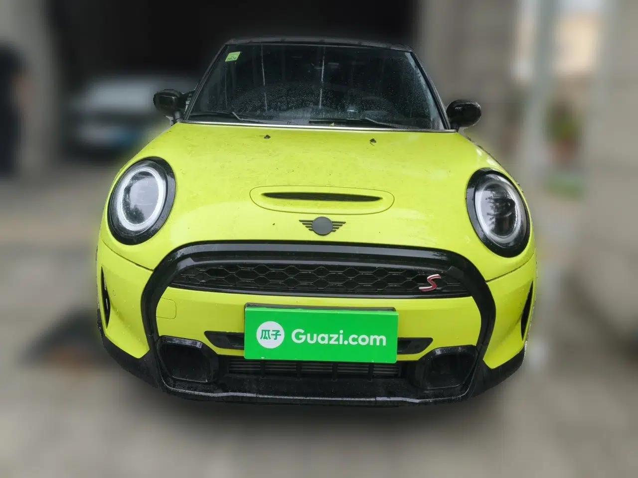 MINI 2023 Facelift 2.0T COOPER S Artist Five-Door Edition — миниатюра 2