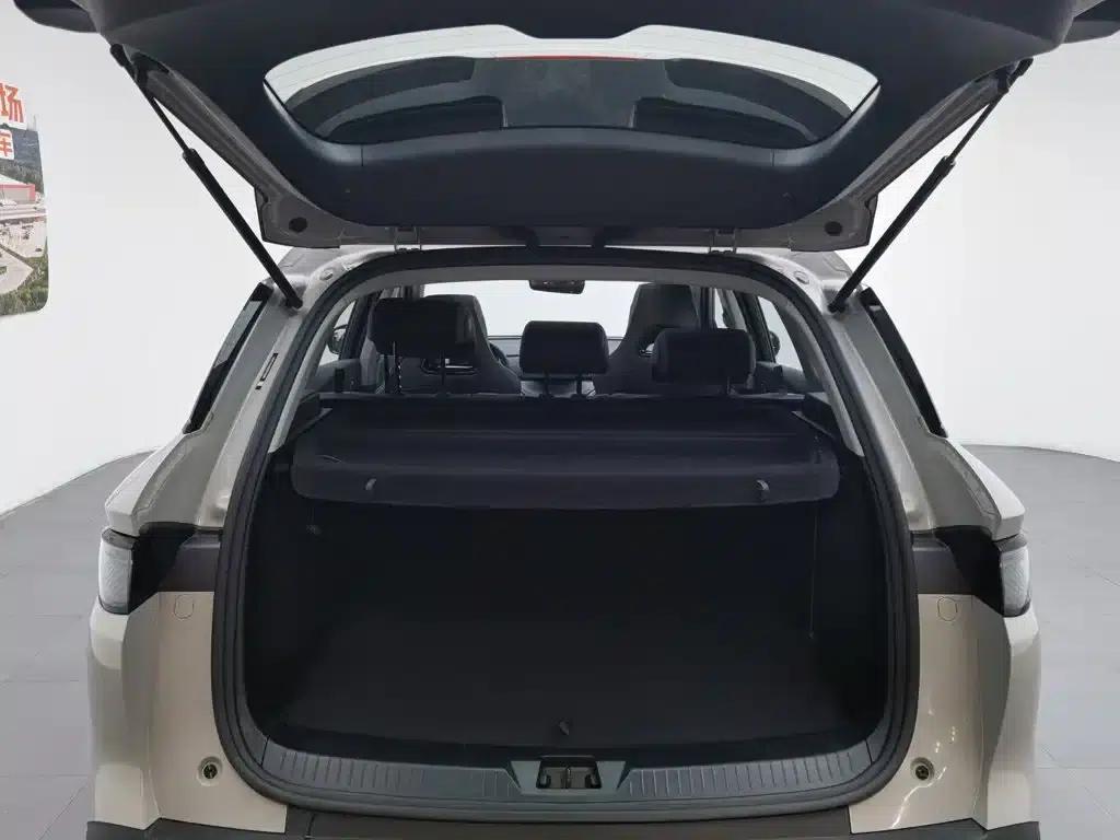 Hiace 05 DM-i 2025 Model DM-i 115KM Premium Edition — миниатюра 16