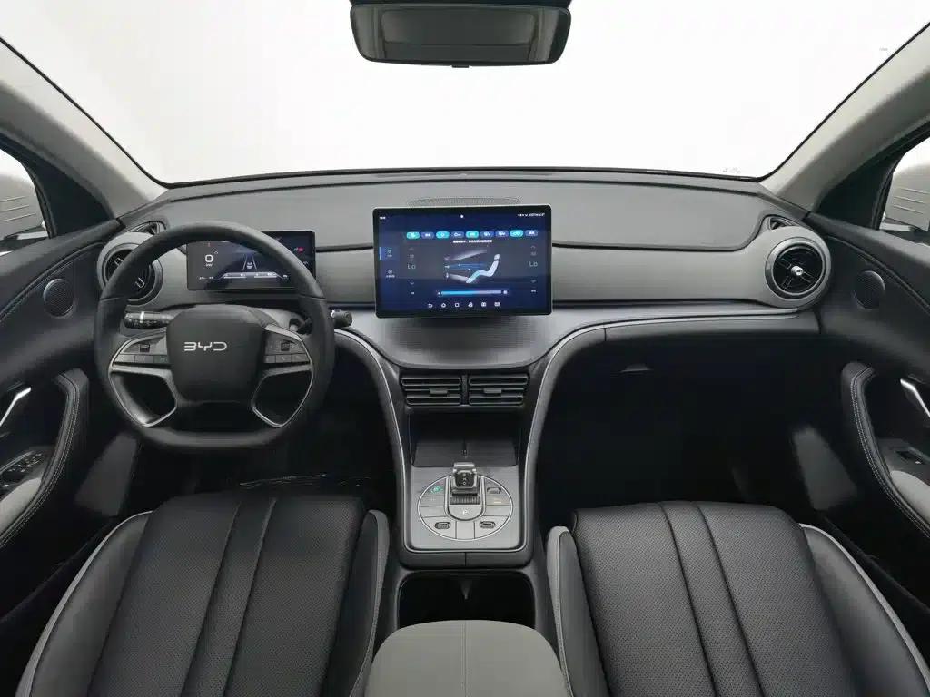 Hiace 05 DM-i 2025 Model DM-i 115KM Premium Edition — миниатюра 5