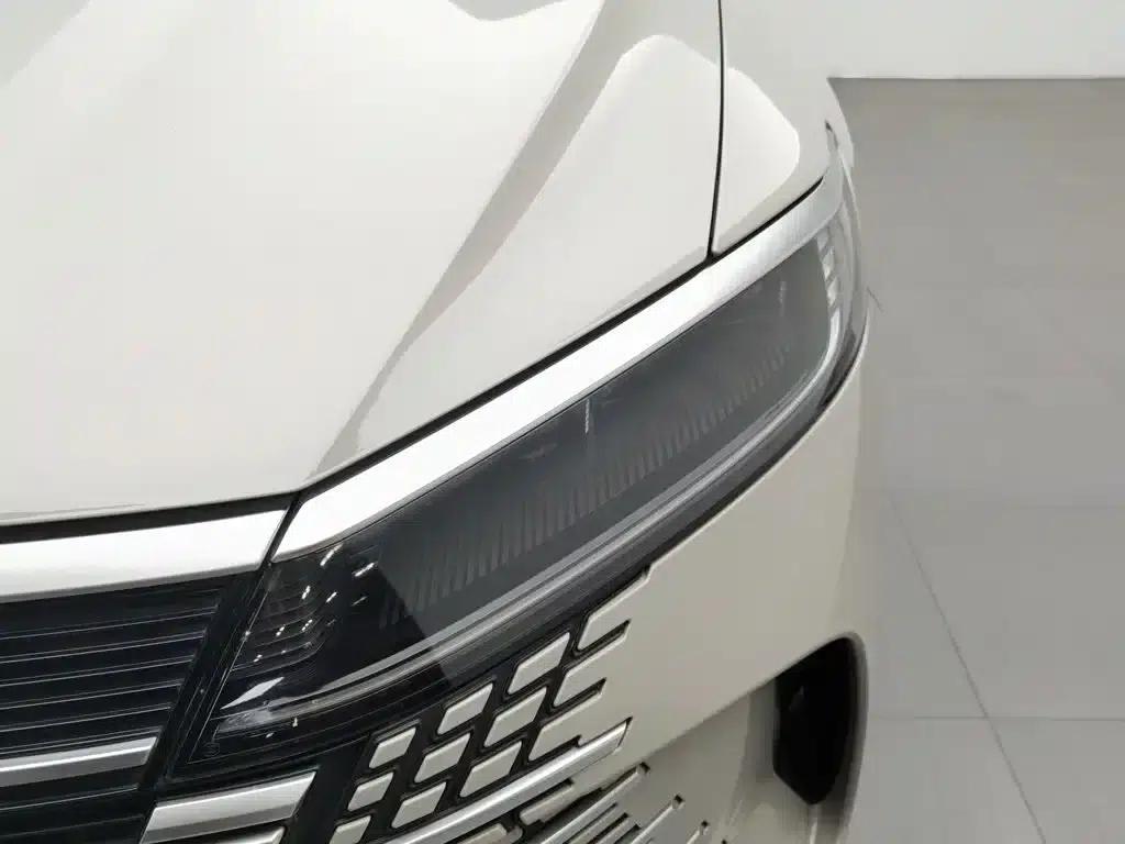 Hiace 05 DM-i 2025 Model DM-i 115KM Premium Edition — миниатюра 7