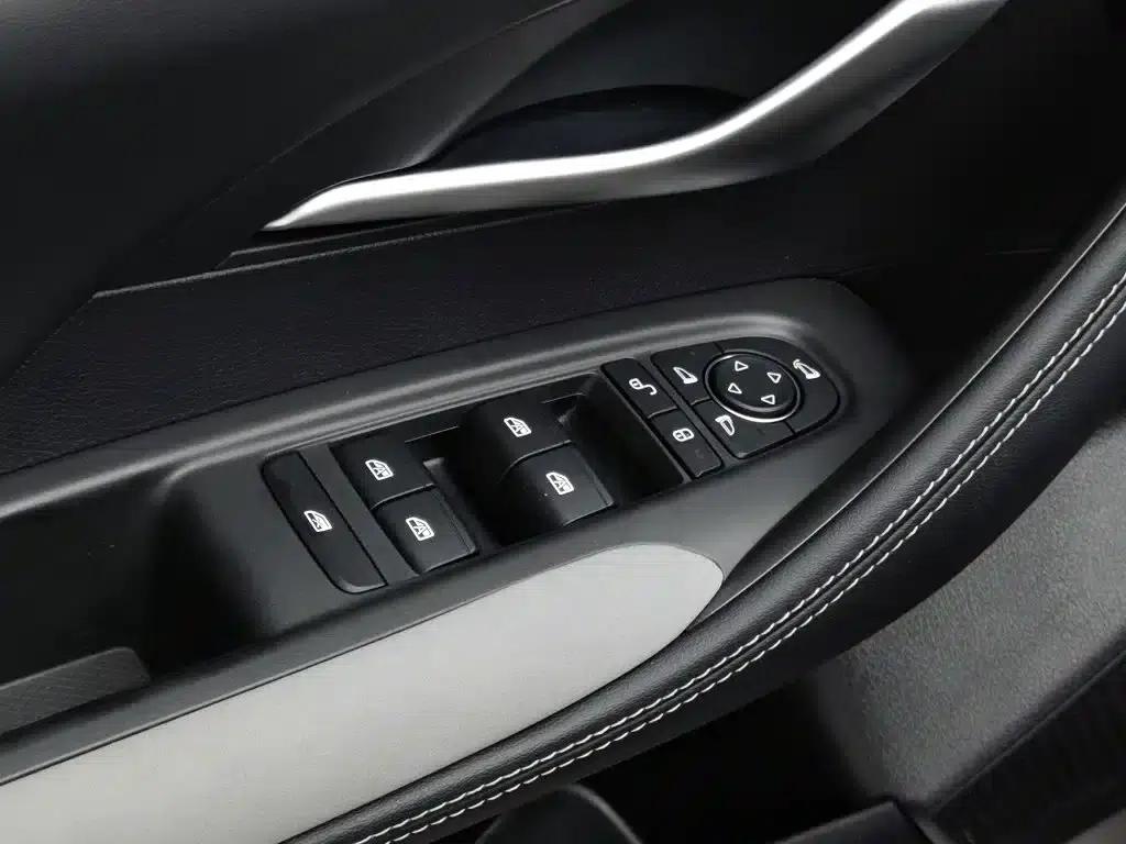 Hiace 05 DM-i 2025 Model DM-i 115KM Premium Edition — миниатюра 9