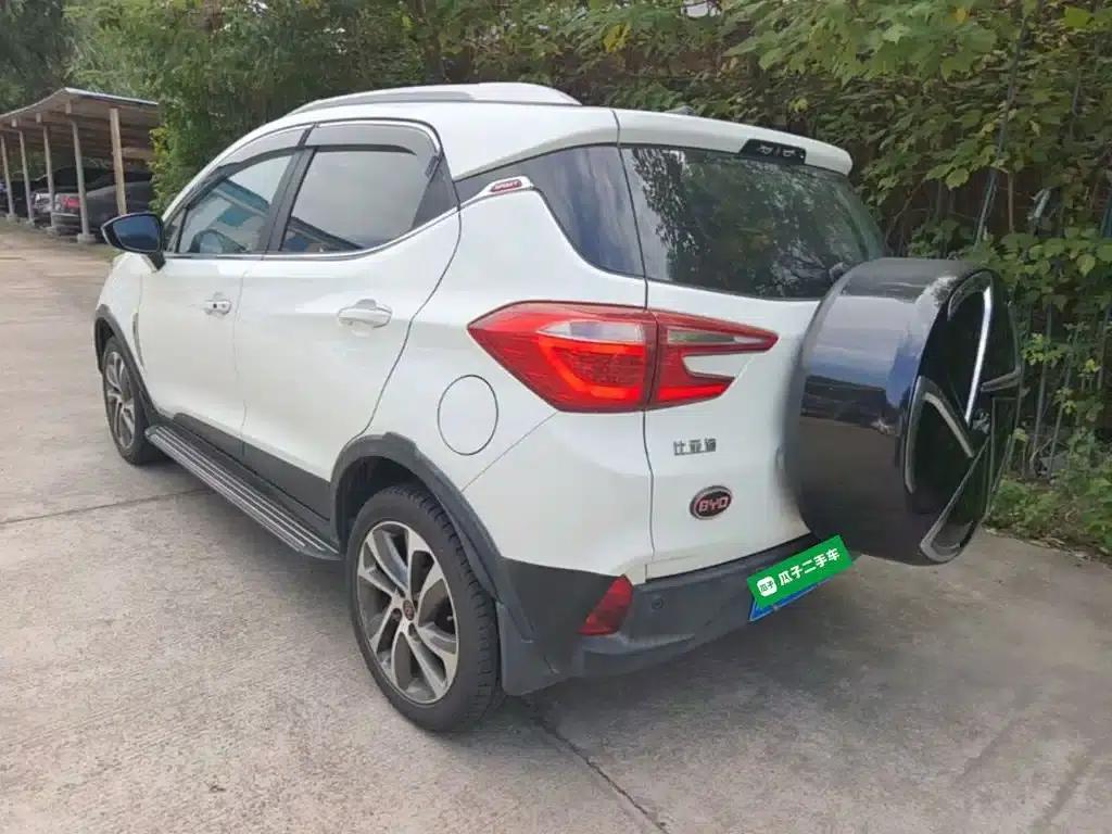 2016 Yuan 1.5L Automatic Luxury Edition — миниатюра 5