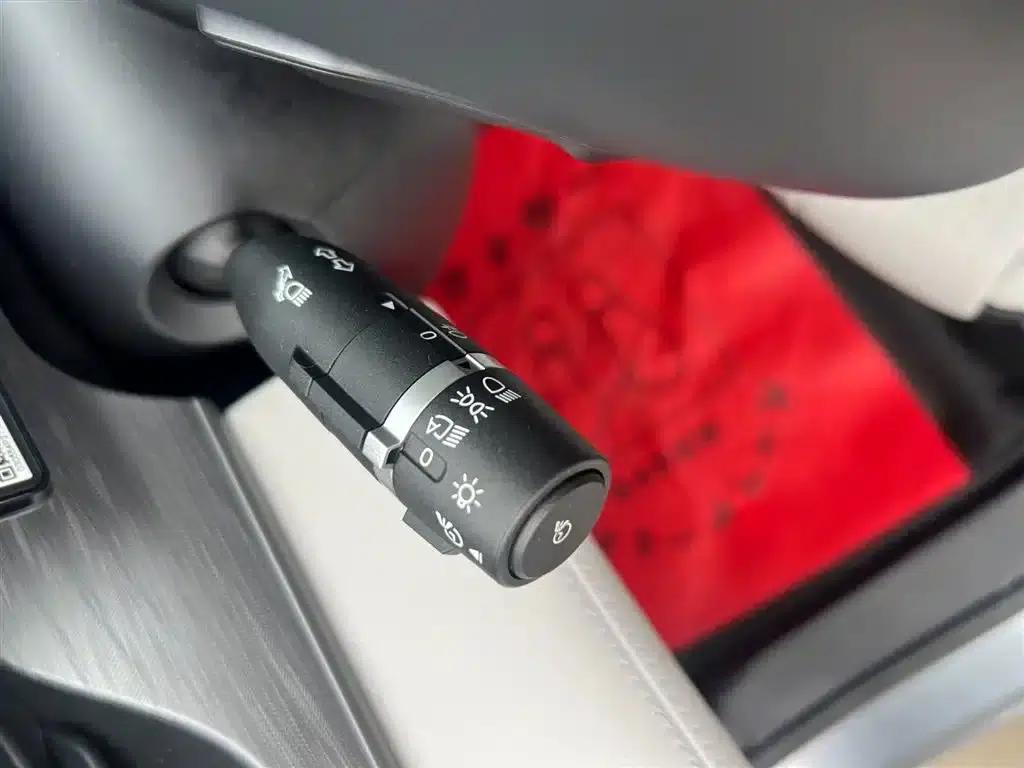 Seal 05 DM-i 2025 DM-i Intelligent Driving Edition 120KM Flagship Model — миниатюра 9