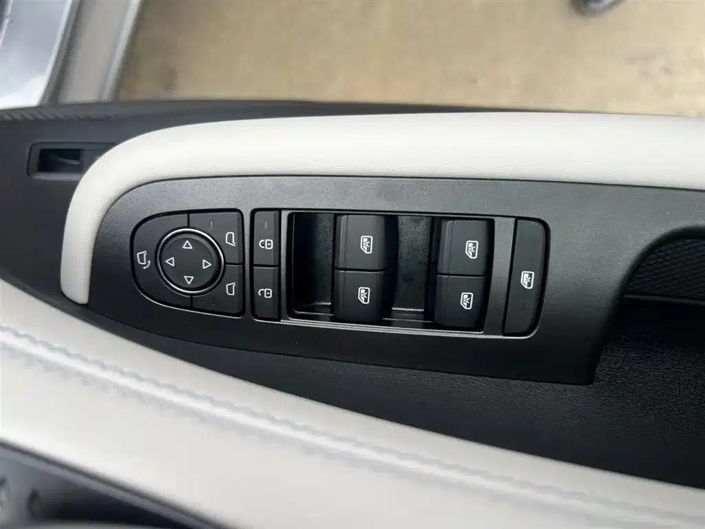 Seal 05 DM-i 2025 DM-i Intelligent Driving Edition 120KM Flagship Model — миниатюра 10