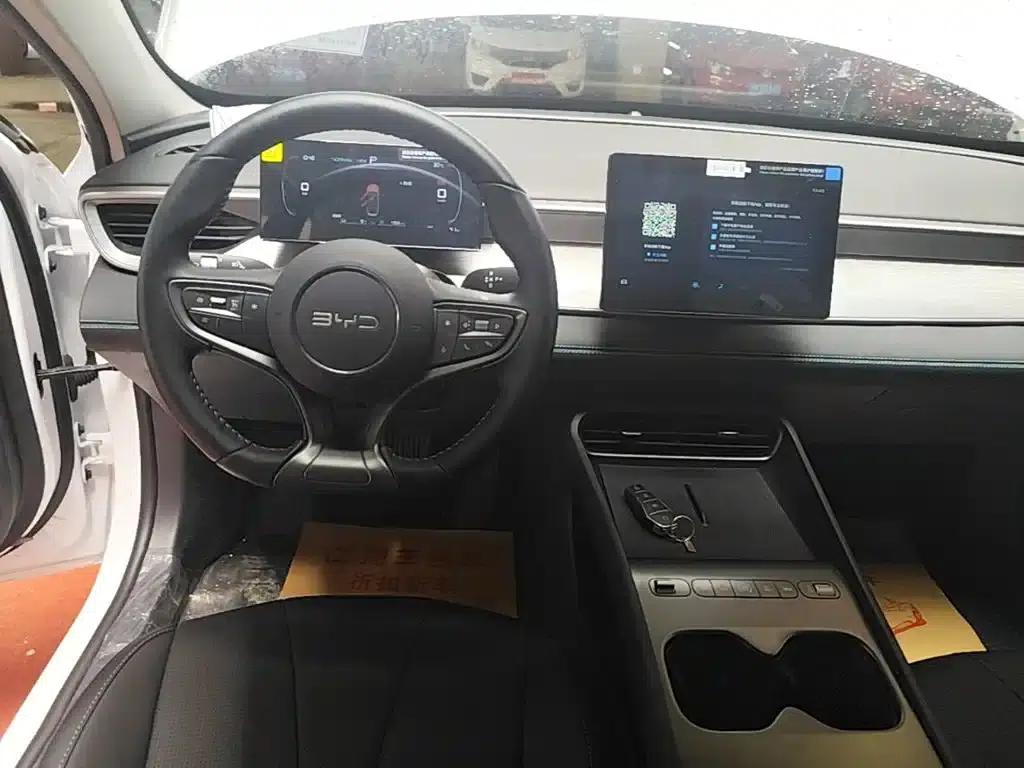 Seal 05 DM-i 2026 Model DM-i 128KM Luxury — миниатюра 14
