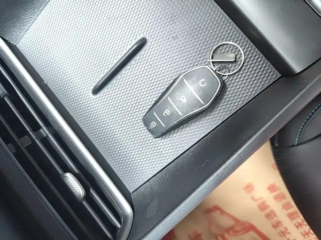 Seal 05 DM-i 2026 Model DM-i 128KM Luxury — миниатюра 9