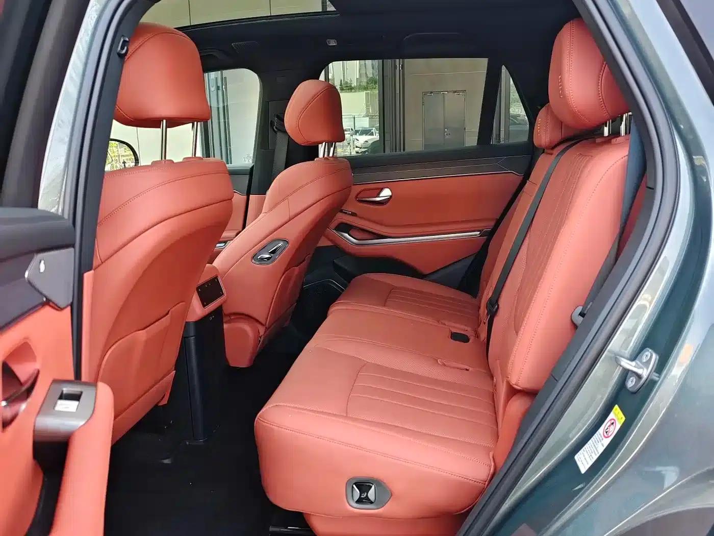 Tang L 2025 EV 600KM Four-Wheel Drive LiDAR Flagship Edition — миниатюра 5