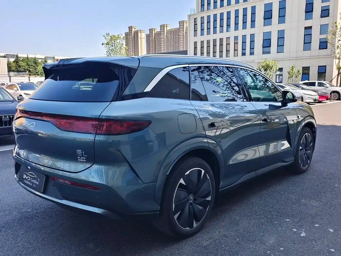 Tang L 2025 EV 600KM Four-Wheel Drive LiDAR Flagship Edition — миниатюра 9
