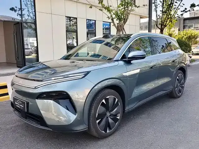Tang L 2025 EV 600KM Four-Wheel Drive LiDAR Flagship Edition