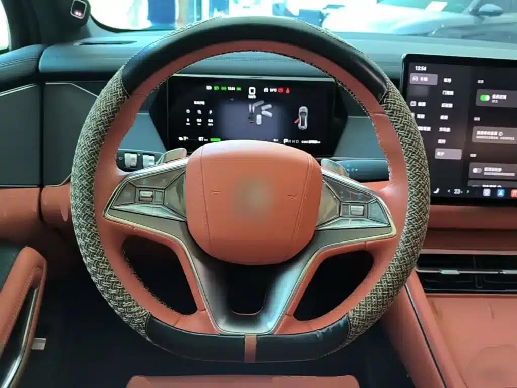 Tang L 2025 EV 670KM LiDAR Flagship Edition — миниатюра 11