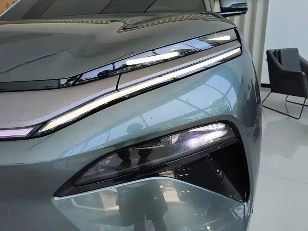 Tang L 2025 EV 670KM LiDAR Flagship Edition — миниатюра 24