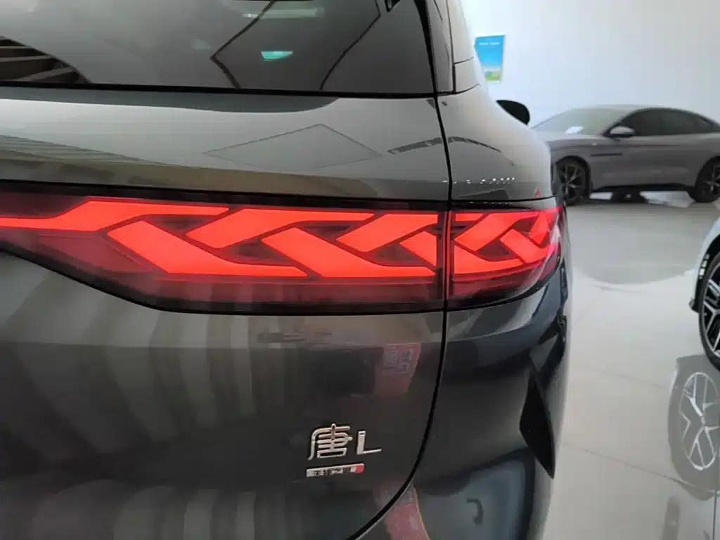 Tang L 2025 EV 670KM LiDAR Flagship Edition — миниатюра 8
