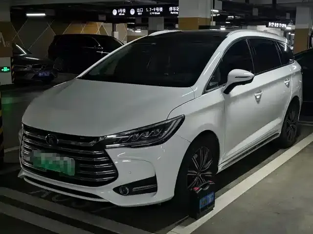 Song MAX New Energy 2019 DM 1.5T Intelligent Connected Premium Edition 7-seater National V Emission Standard