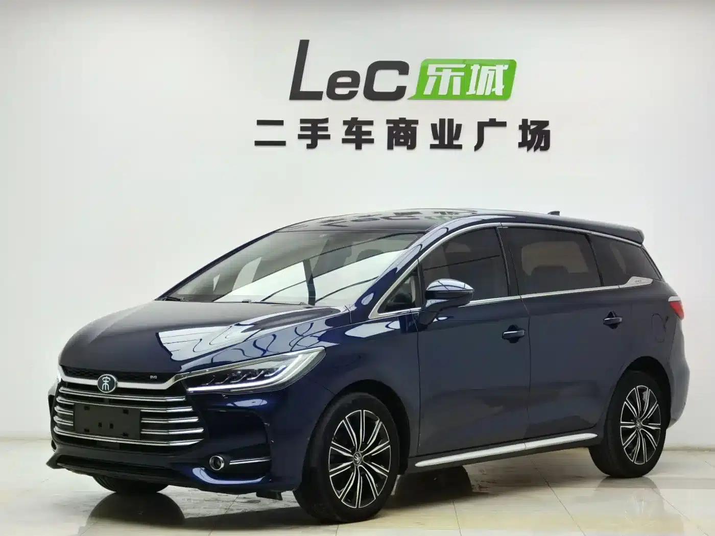 Song MAX New Energy 2019 DM 1.5T Intelligent Connected 7-Seater National VI Emission Standard — миниатюра 1