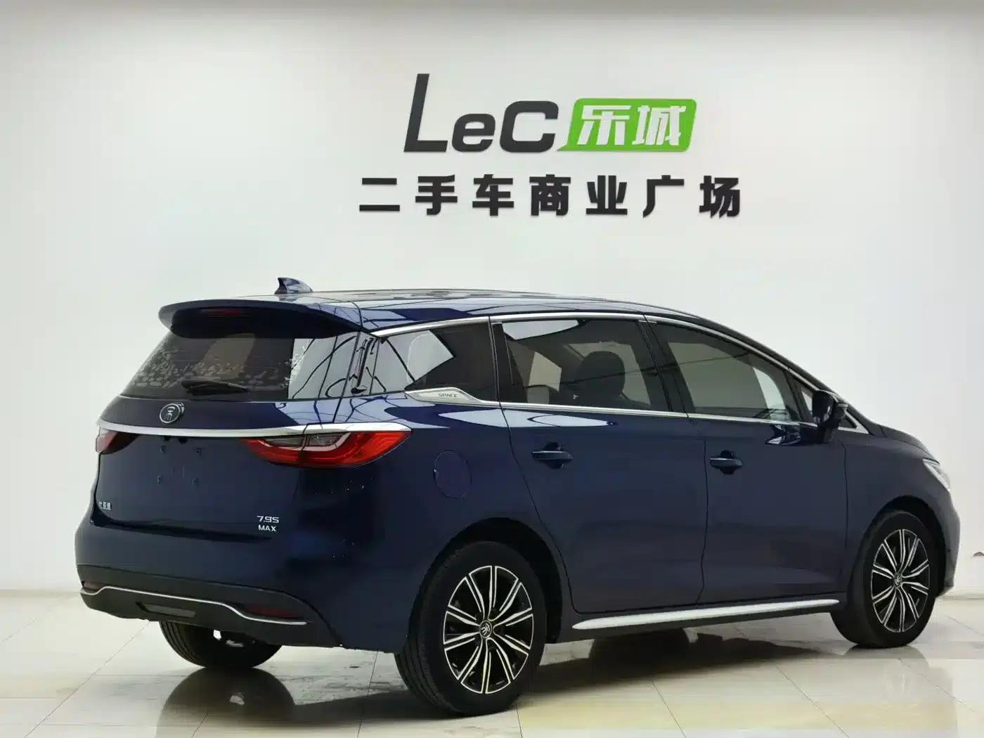 Song MAX New Energy 2019 DM 1.5T Intelligent Connected 7-Seater National VI Emission Standard — миниатюра 3
