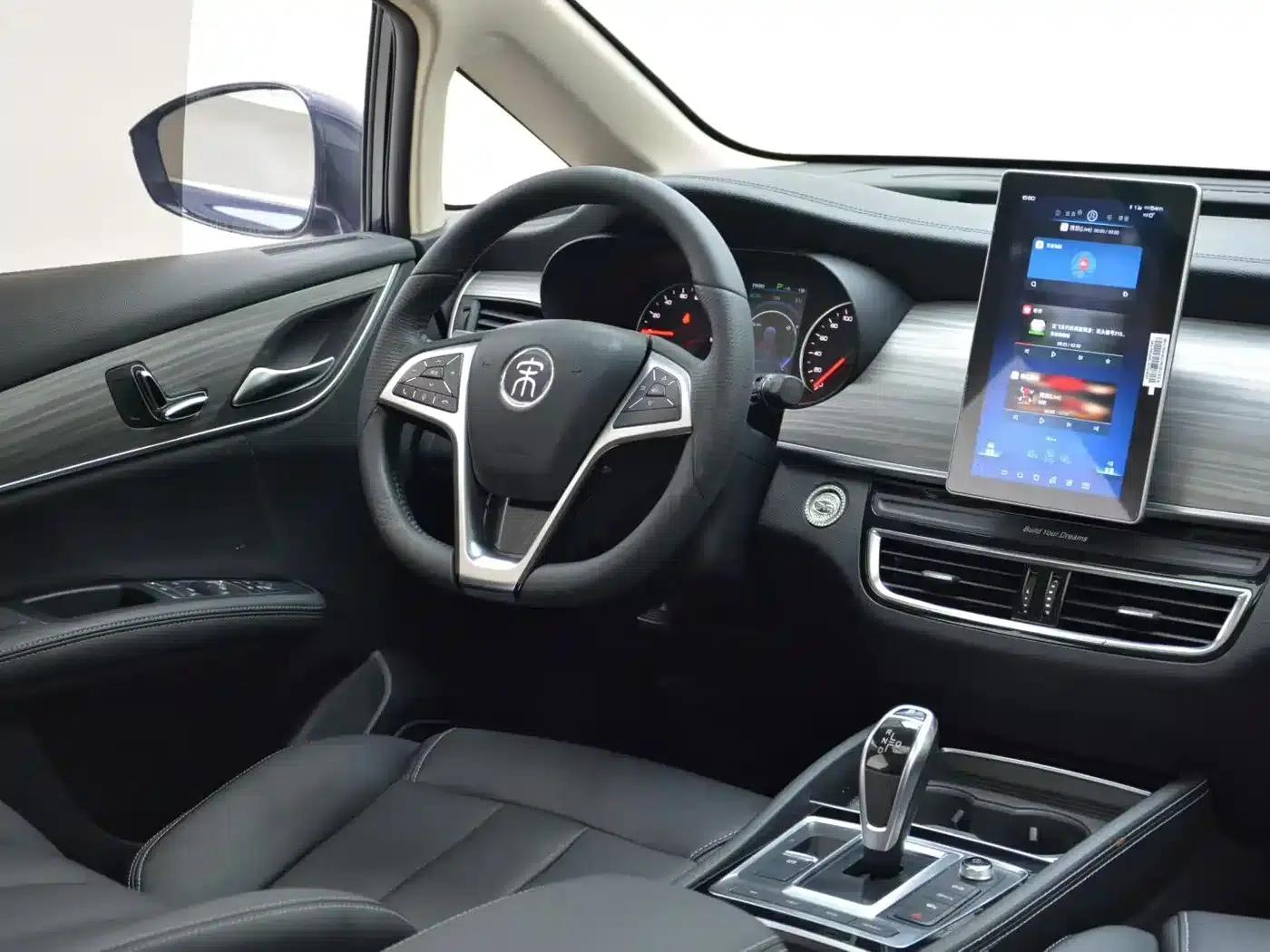 Song MAX New Energy 2019 DM 1.5T Intelligent Connected 7-Seater National VI Emission Standard — миниатюра 8