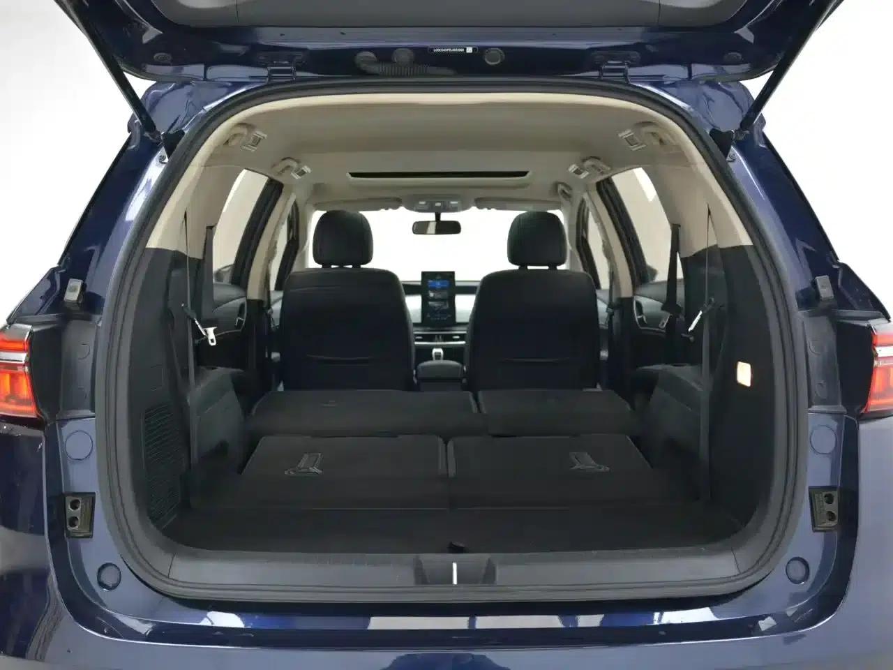 Song MAX New Energy 2019 DM 1.5T Intelligent Connected 7-Seater National VI Emission Standard — миниатюра 9