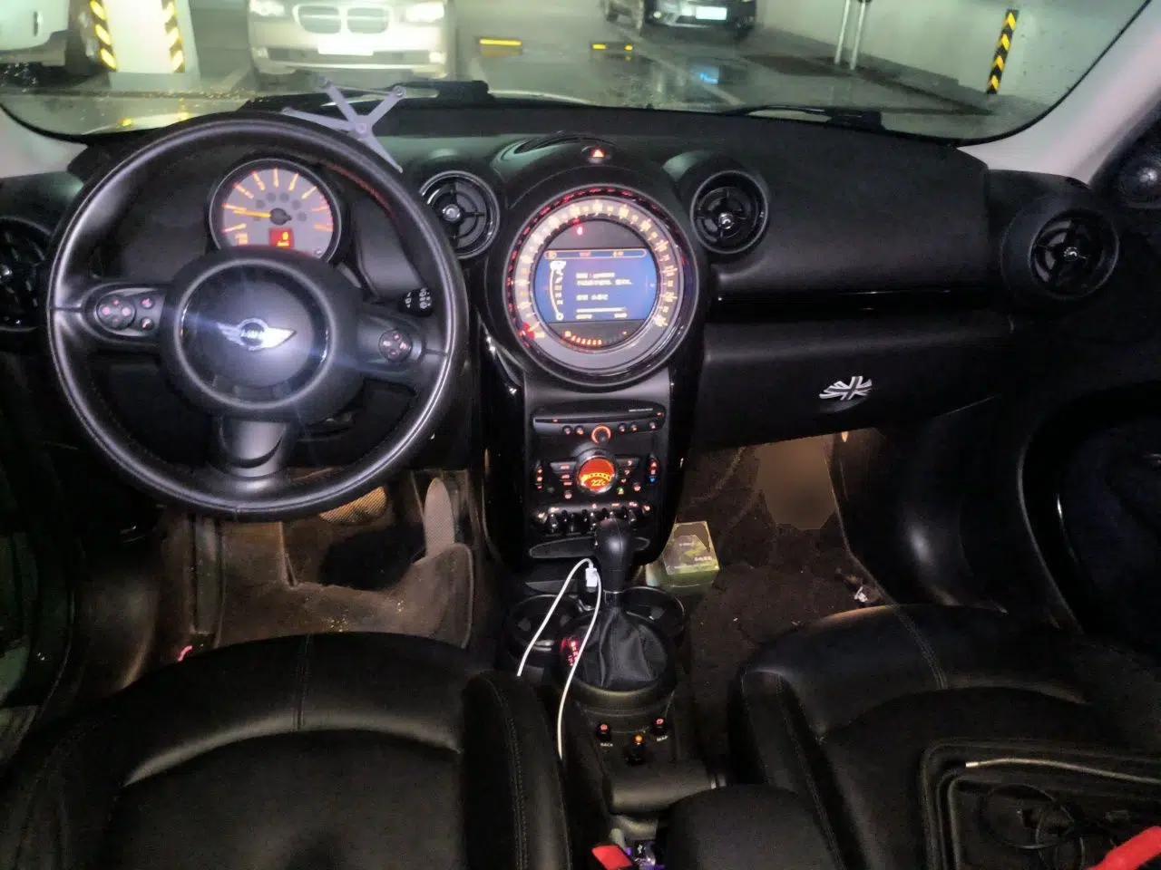 MINI Countryman 2011 1.6L COOPER Excitement — миниатюра 9
