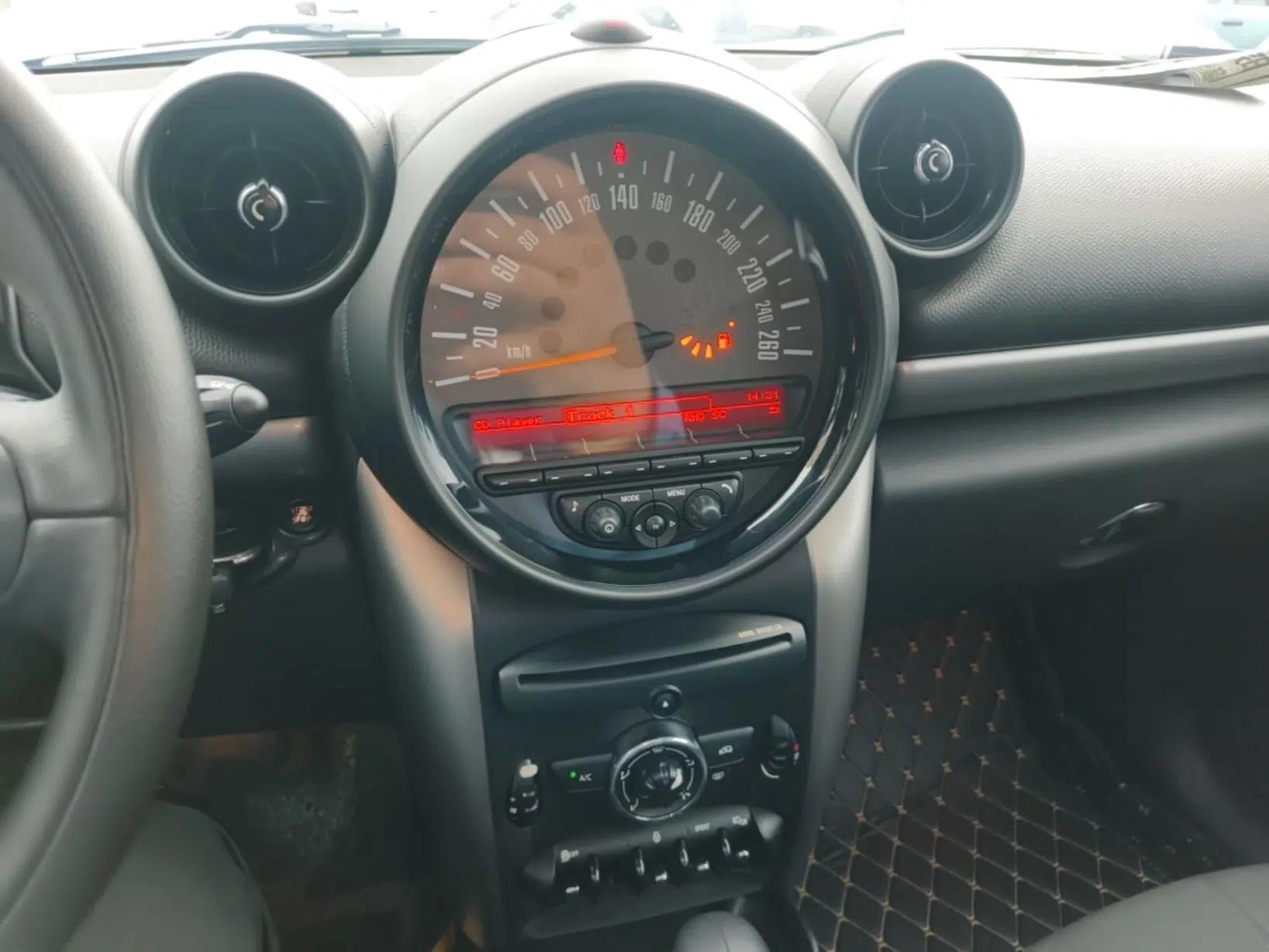 MINI Countryman 2016 1.6T COOPER ALL4 Fun Equipment Enthusiast — миниатюра 15