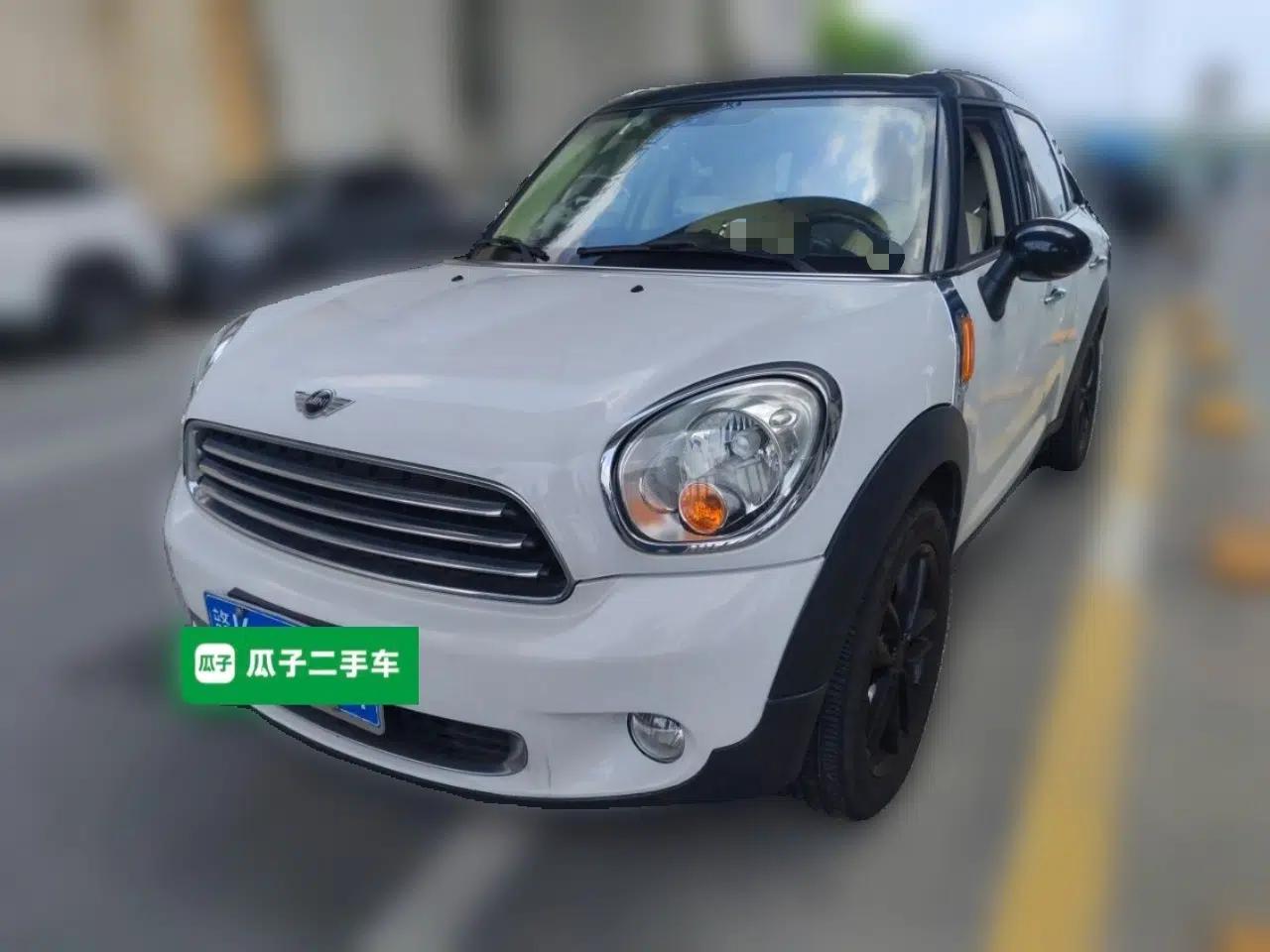 MINI Countryman 2011 MINI Countryman 1.6-liter automatic, 5 seats — миниатюра 1
