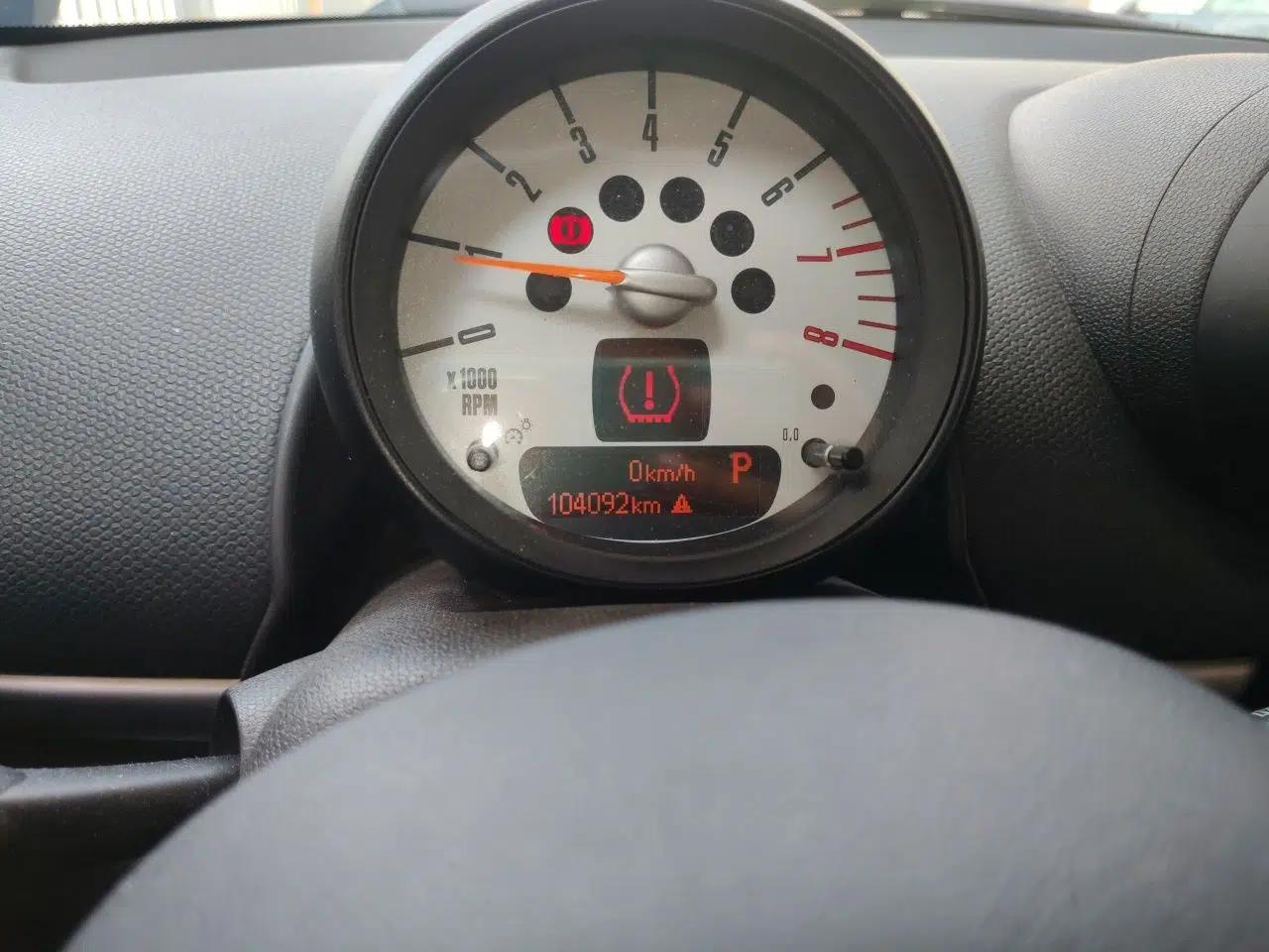 MINI Countryman 2011 MINI Countryman 1.6-liter automatic, 5 seats — миниатюра 12