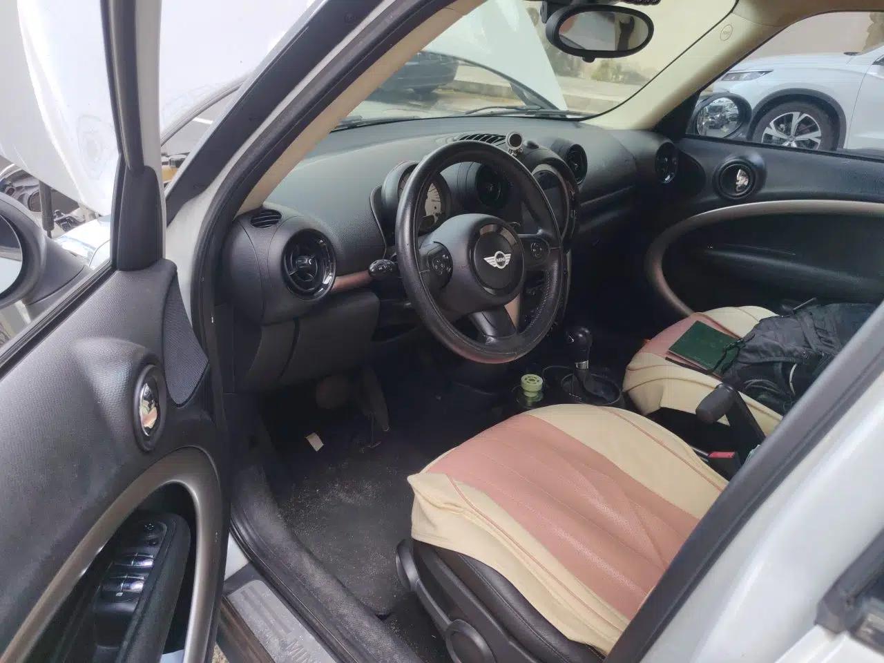 MINI Countryman 2011 MINI Countryman 1.6-liter automatic, 5 seats — миниатюра 16