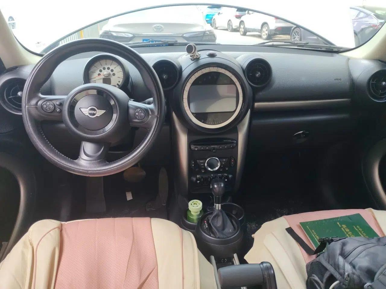 MINI Countryman 2011 MINI Countryman 1.6-liter automatic, 5 seats — миниатюра 9