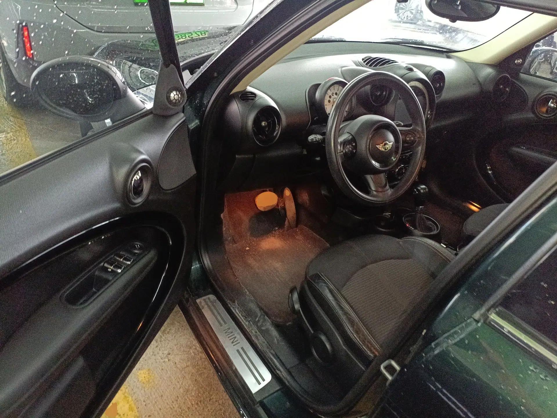 MINI Countryman 2013 1.6T COOPER ALL4 Fun — миниатюра 18
