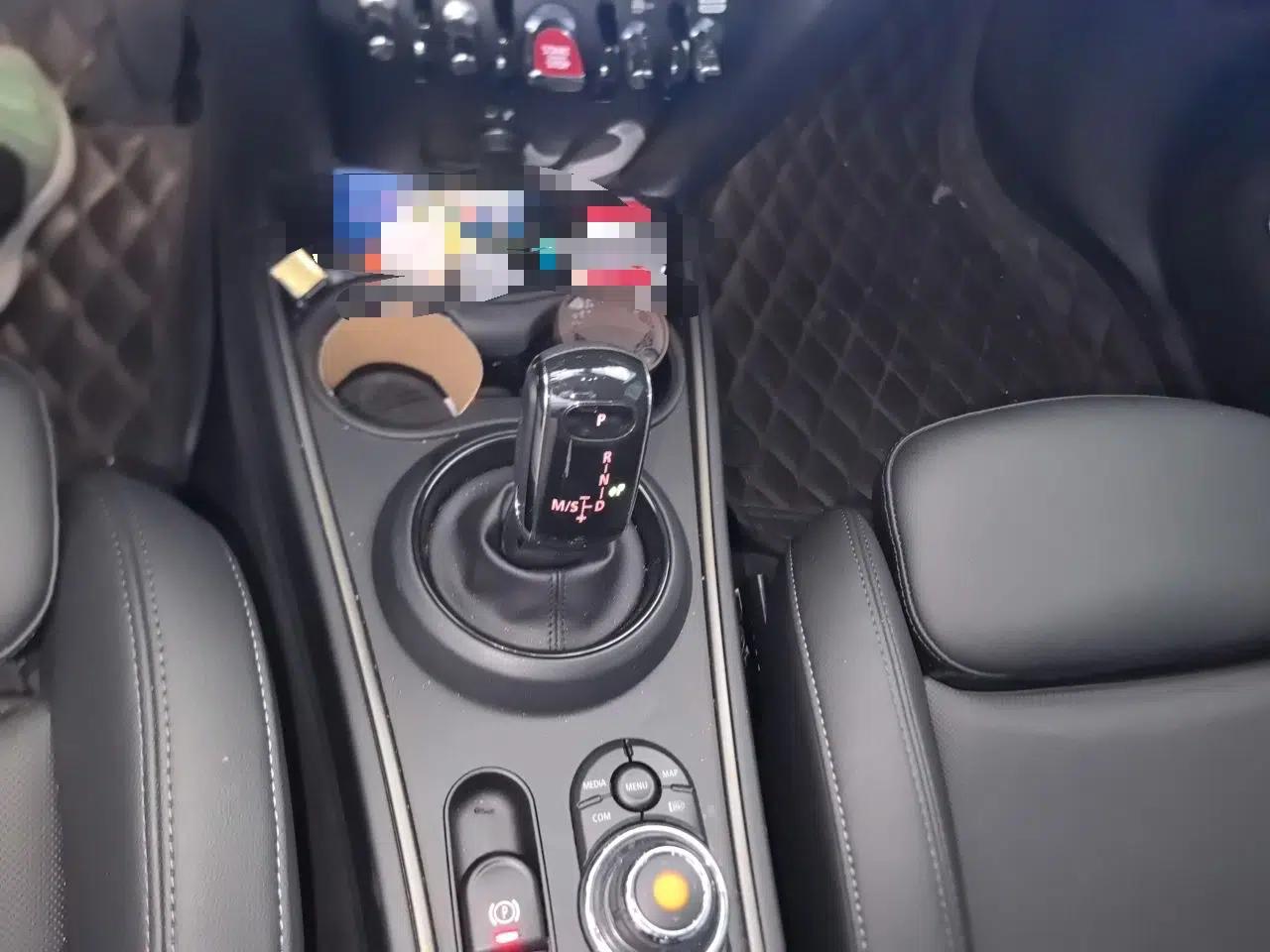 MINI Countryman 2021 1.5T COOPER Connoisseur — миниатюра 14