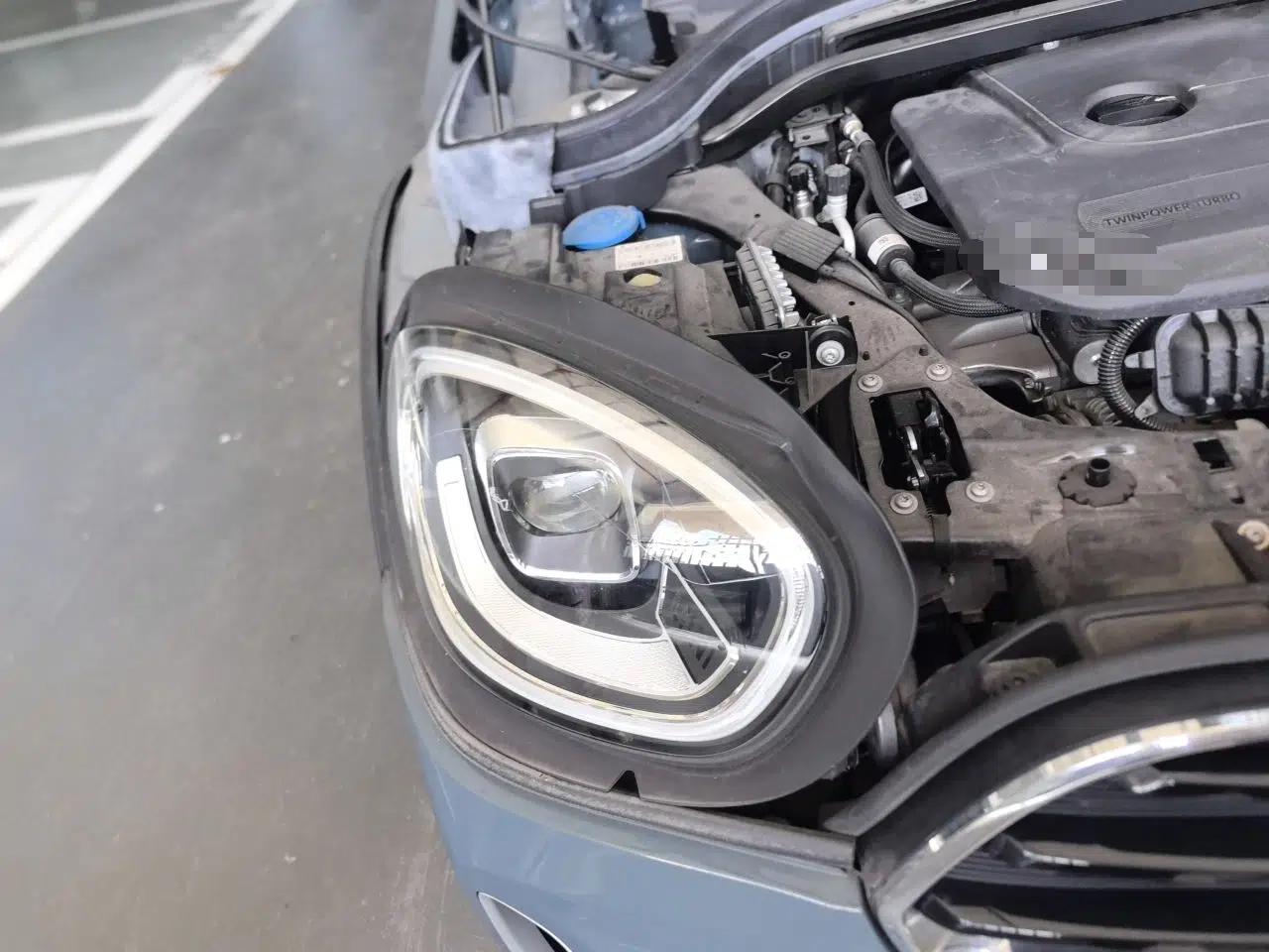 MINI Countryman 2021 1.5T COOPER Connoisseur — миниатюра 7