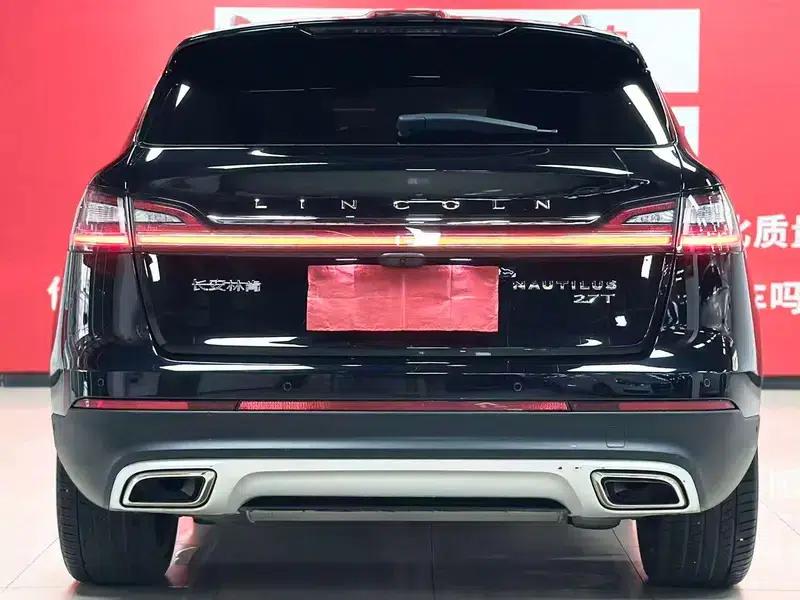 Navigator 2021 2.7T AWD Premium Edition — миниатюра 5